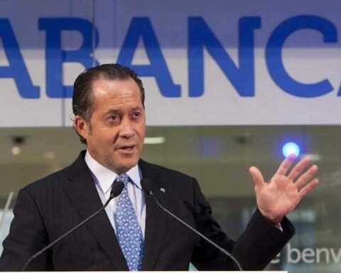 Juan Carlos Escotet consortium signs seventh acquisition in five years with Targobank