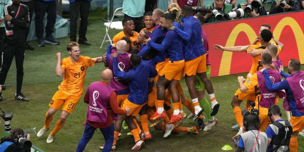 Kick back the resentment with the Netherlands at Messi's party