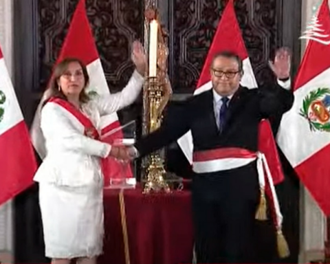 Luis Alberto Otárola Peñaranda was sworn in as Defense Minister of Dina Boluarte's cabinet