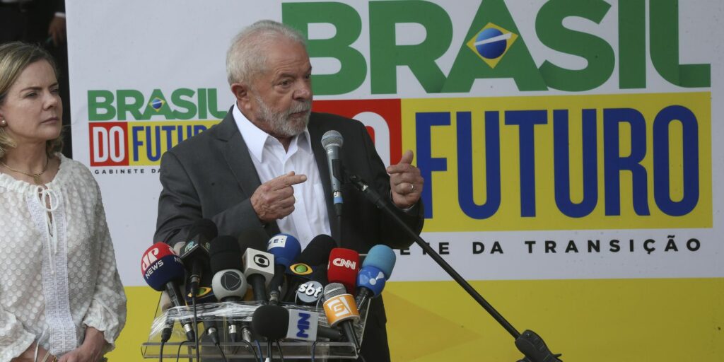 Lula's exams are within normal limits, says medical bulletin