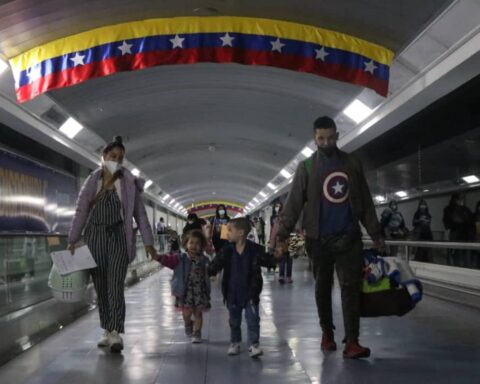 Maduro: Venezuela will always have open arms to receive them