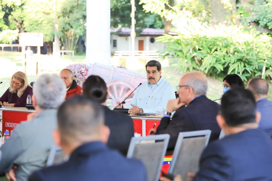 Maduro: We must fight the criminal dollar and close 2022 with stability