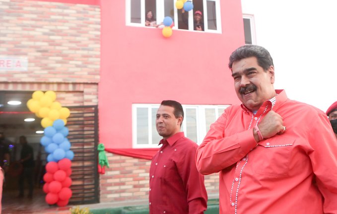 Maduro highlights the importance of building community in urban planning