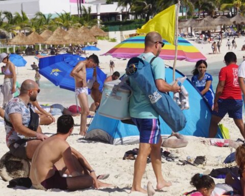 Mexican tourist destinations get ready to receive millions for Christmas