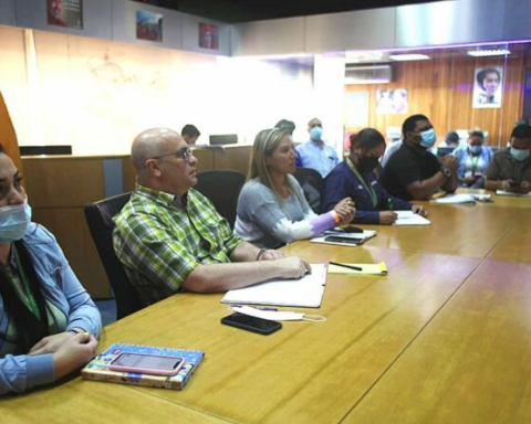 Movimiento Somos Venezuela promociona cultura de pago del SEN