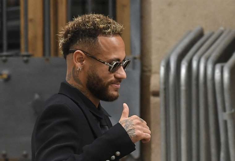 Neymar acquitted in trial for alleged irregularities in his transfer to FC Barcelona