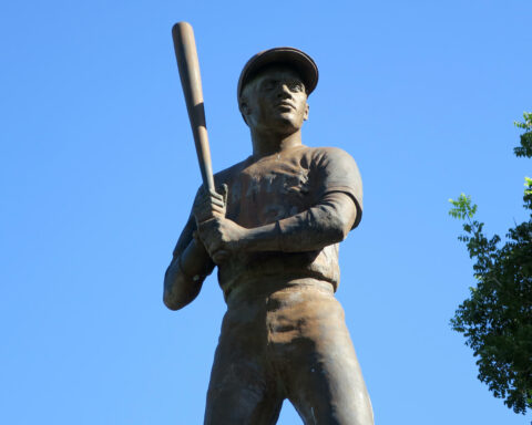 Nicaragua will honor its most recent national hero, Roberto Clemente
