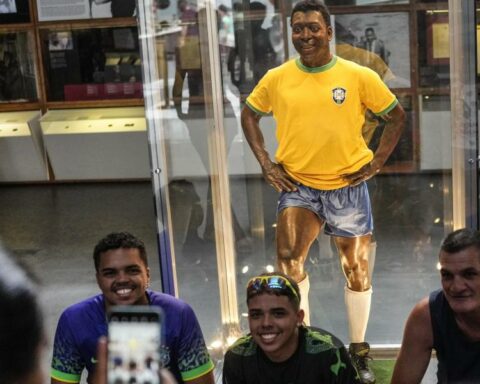 'O Rei' Pelé is already on the new Santos shield