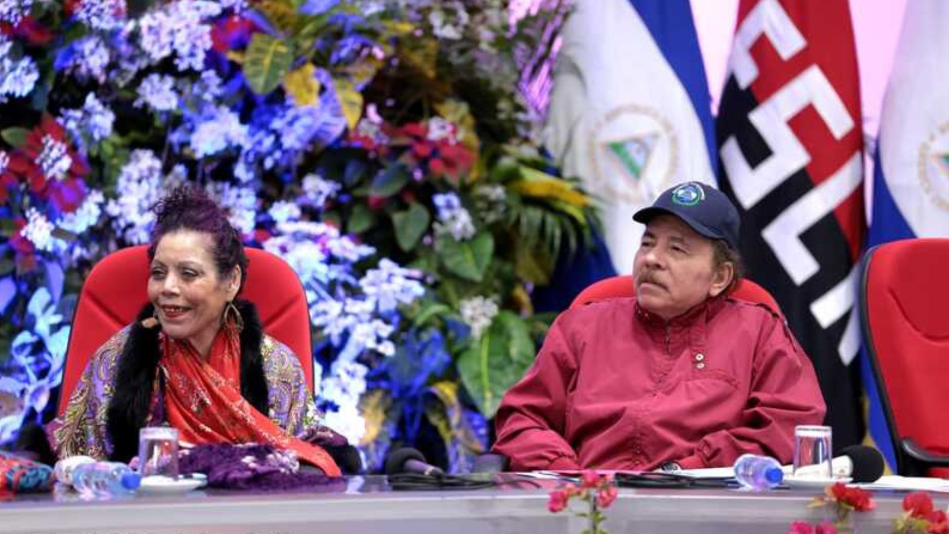 Ortega attacks the Church: "The cassock does not make anyone a saint, they are whitewashed tombs"