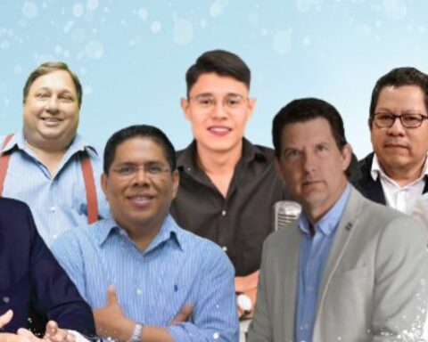 Ortega keeps eight journalists in prison