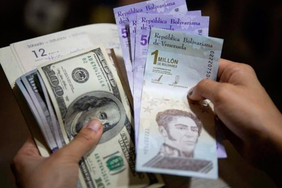 Parallel dollar is once again close to 18 bolivars this #15Dec