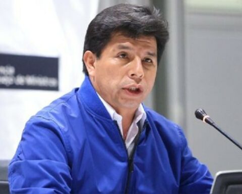 Pedro Castillo is dismissed and arrested after an attempted coup d'état