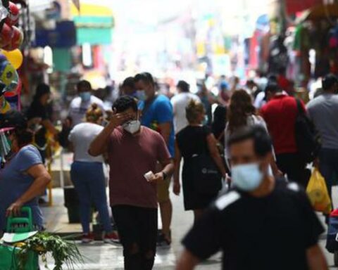 Peruvian economy grows 2.01% in October, its highest level for four months