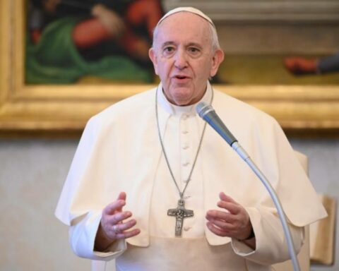 Pope Francis: "The weapons of the Holy See are dialogue and diplomacy"