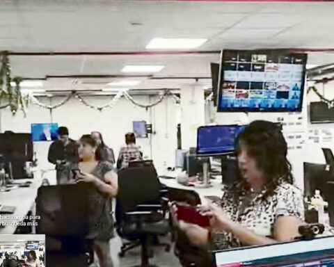 Protests in Peru: Demonstrators attack the premises of América TV and Panamericana TV