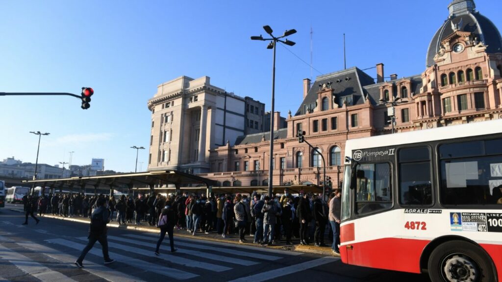 Public transport for the World Cup final, what happens if Argentina wins