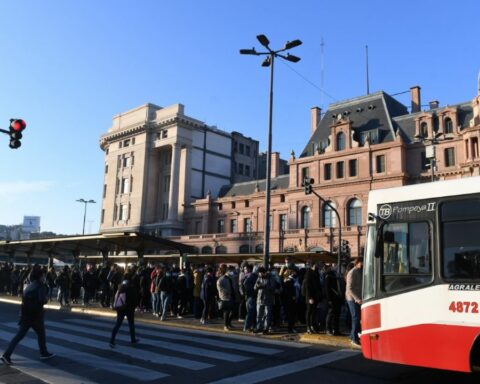 Public transport for the World Cup final, what happens if Argentina wins