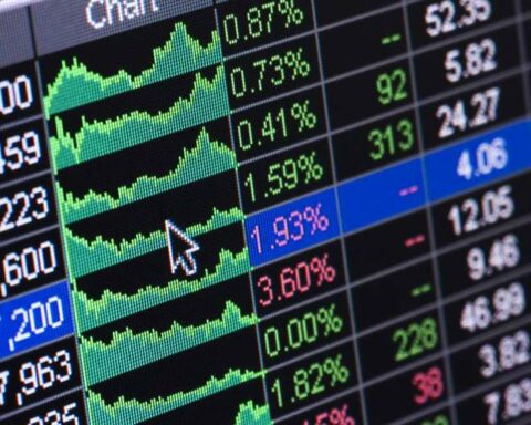 Recession fears send Wall Street tumbling