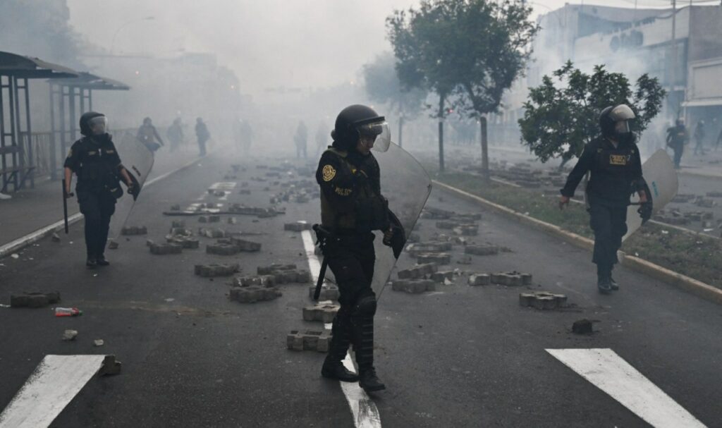 Riots in Peru after the removal of Petro Castillo as president