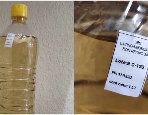 Pomos plásticos, ron, Navidad