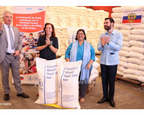 Russia donates flour for students in Nicaragua