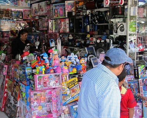 SMEs would lose S/5.2 billion in the Christmas campaign due to protests, warns the CCL