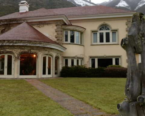 Scandal over a chat of judges and members of Grupo Clarín to hide a trip to Lago Escondido