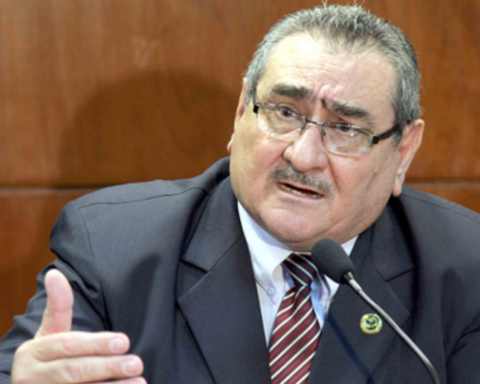 Senate asks Antonio Fretes to resign