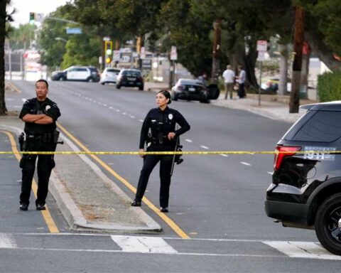 Shooting leaves five dead in Canada