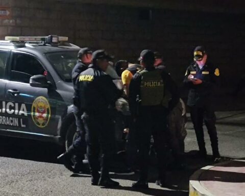 Tacna: They riddled a group of foreigners, killing one and injuring another