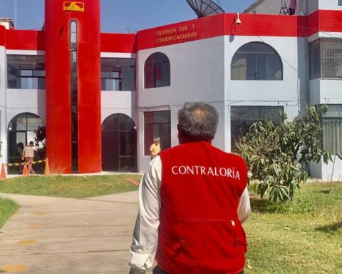 Tacna: Two Transportation officials involved in irregularities in driver's license exams