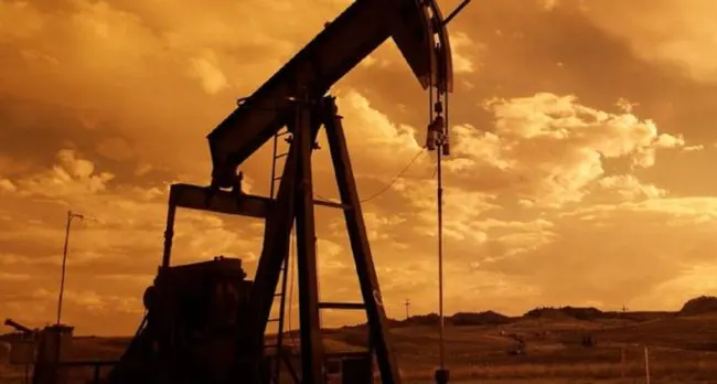 Petróleo Texas cae a US 71.02 por barril