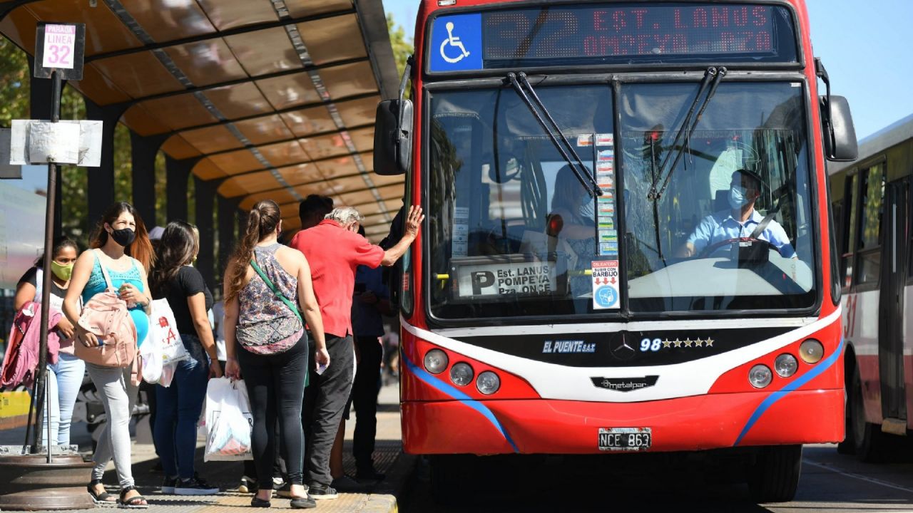 The Government confirmed that as of January public transport will increase by 40%