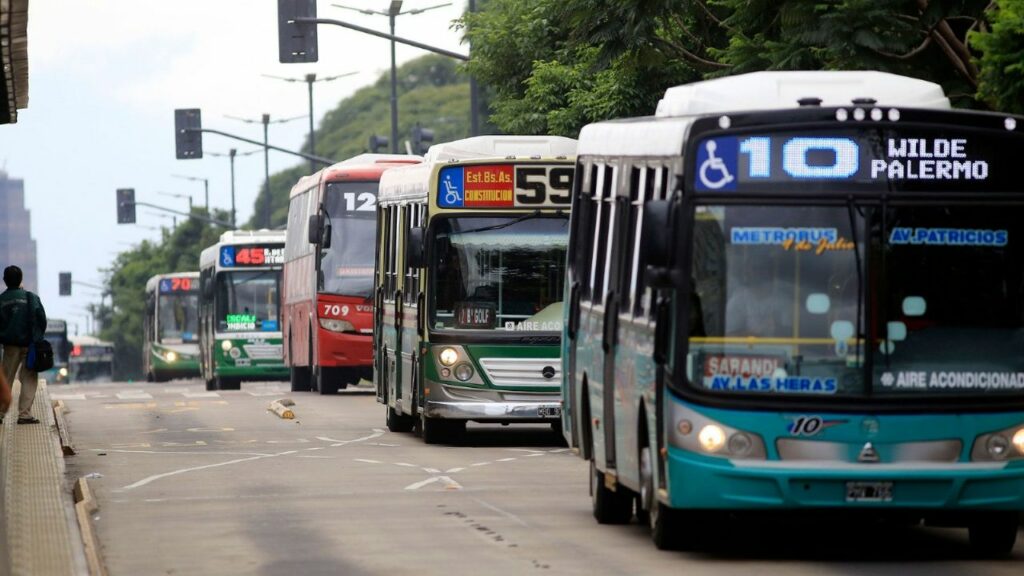 The Government formalized the 40% increase for public transport