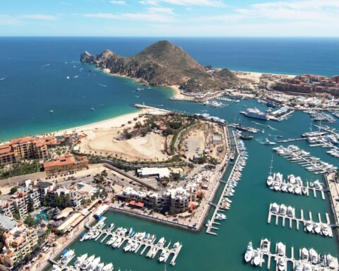 The Treasury authorizes a Navy company to manage the port of Cabo San Lucas