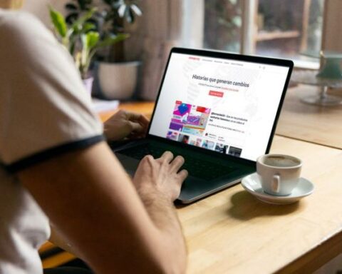 The arrival of Petro would have increased participation in the Internet and networks