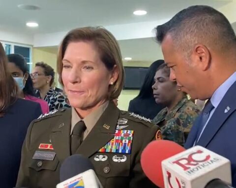 La jefa del Comando Sur de EE.UU. tratará temas de seguridad con funcionarios RD