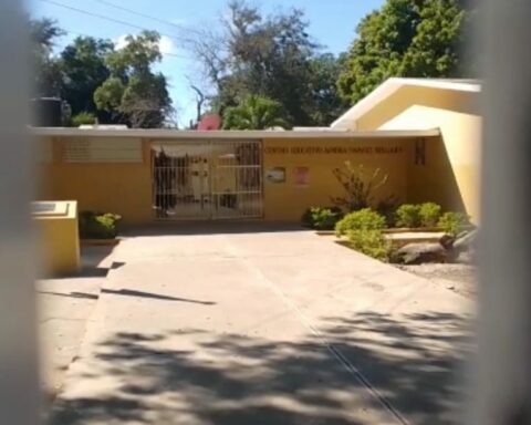 The number of intoxicated teachers in the Guayubín school rises to nine