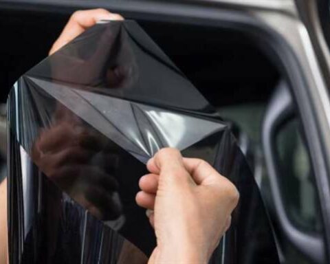 These are the 7 points that you should take into account if your car has tinted windows