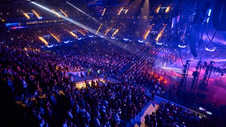 They ask that they cease "annoying noises" and the "disorders" caused by the Movistar Arena