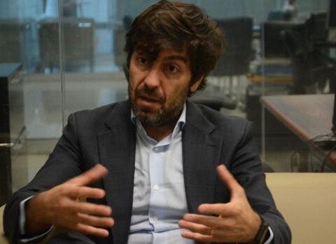 Piden facilitar más inversión en energía renovable