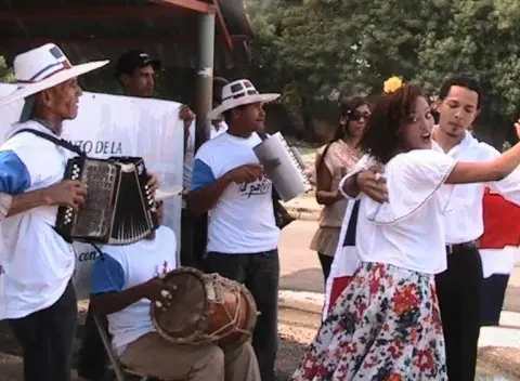 They declare the typical merengue as "Cultural Heritage of Santiago"