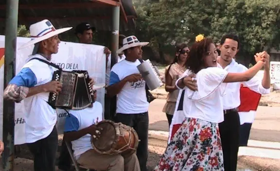 They declare the typical merengue as "Cultural Heritage of Santiago"