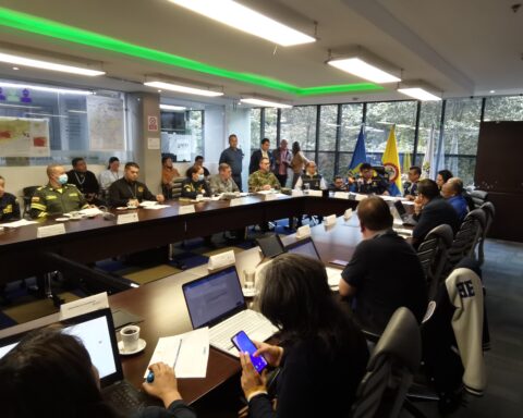 They denounce irregularities for more than half a billion pesos in UNGRD contracts