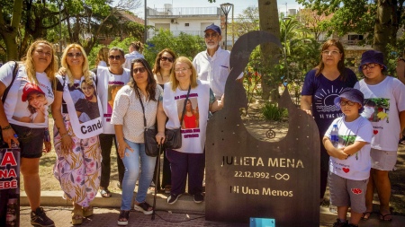 They marked a square where a young pregnant woman was murdered by her boyfriend