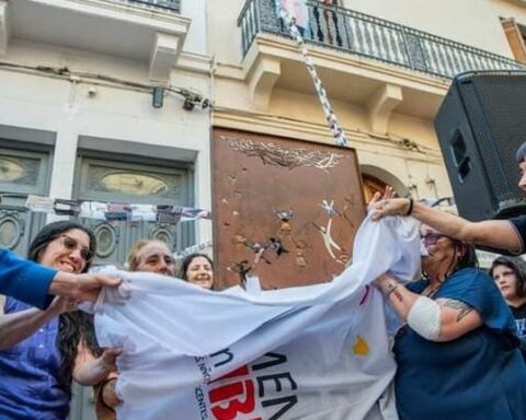They place a memory plaque where a nursery for children of political prisoners operated