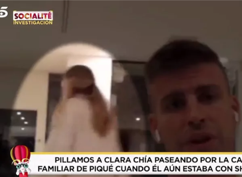They reveal images of Clara Chía at Piqué's house when she was still with Shakira