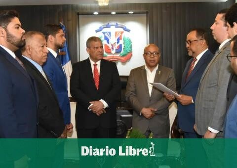 They seek to make requirements for administrative career more flexible