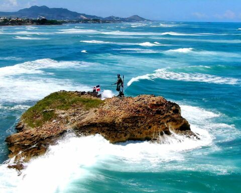 Advierten sobre oleaje anormal en costas de Puerto Plata