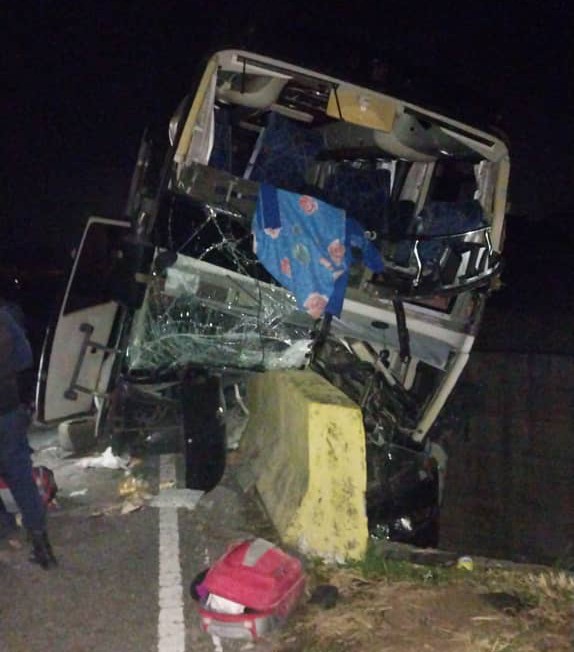 Three dead and several injured leave bus crash in Portuguesa